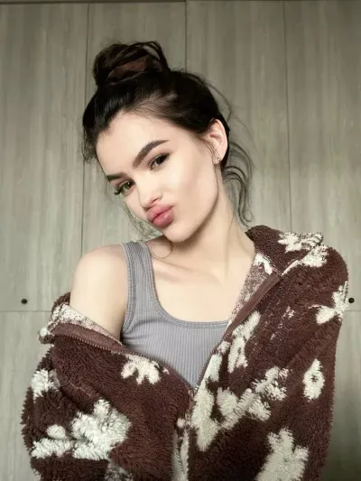 Настя, 24