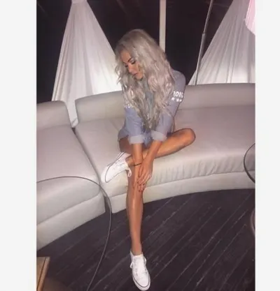 Камилла, 24