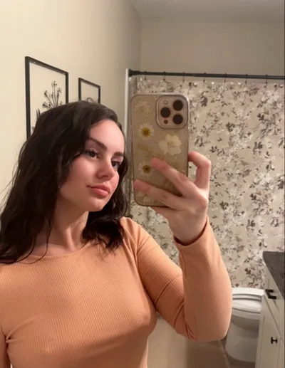 Снежана, 23